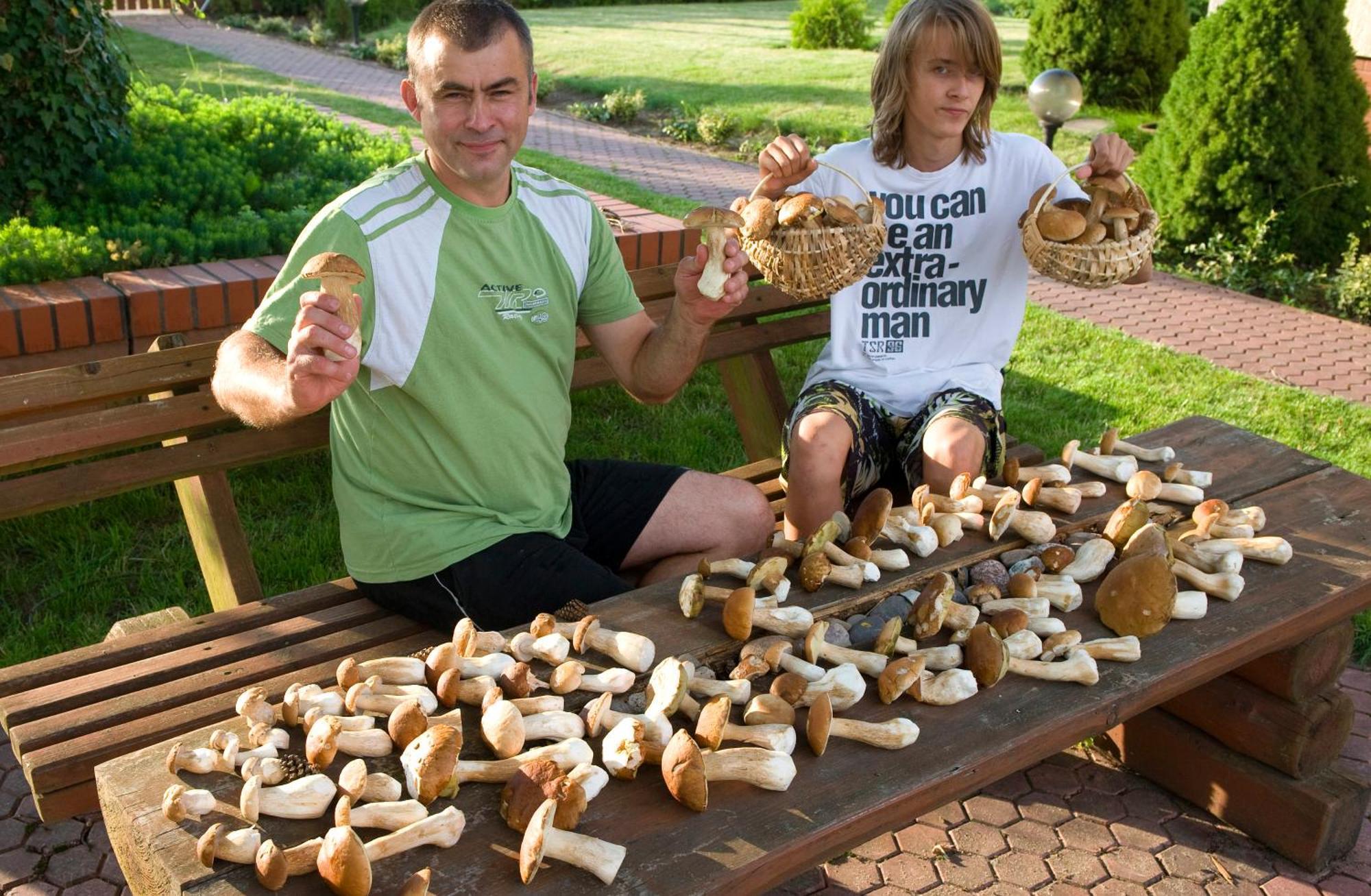 Pensjonat Srebrny Klon Bytów Esterno foto